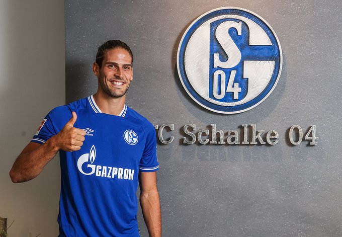 شالکه/مهاجم پرتغالی/Schalke/Portuguese attacker