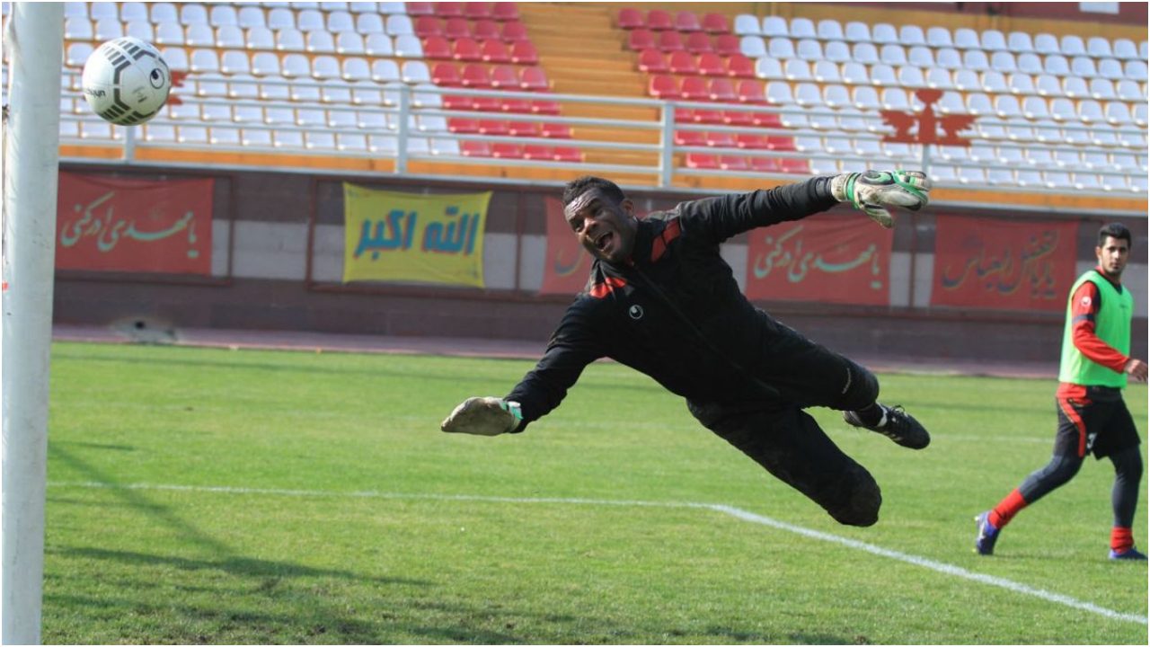 دروازه بان سابق پرسپولیس / مطالبات بازیکنان از باشگاه پرسپولیس