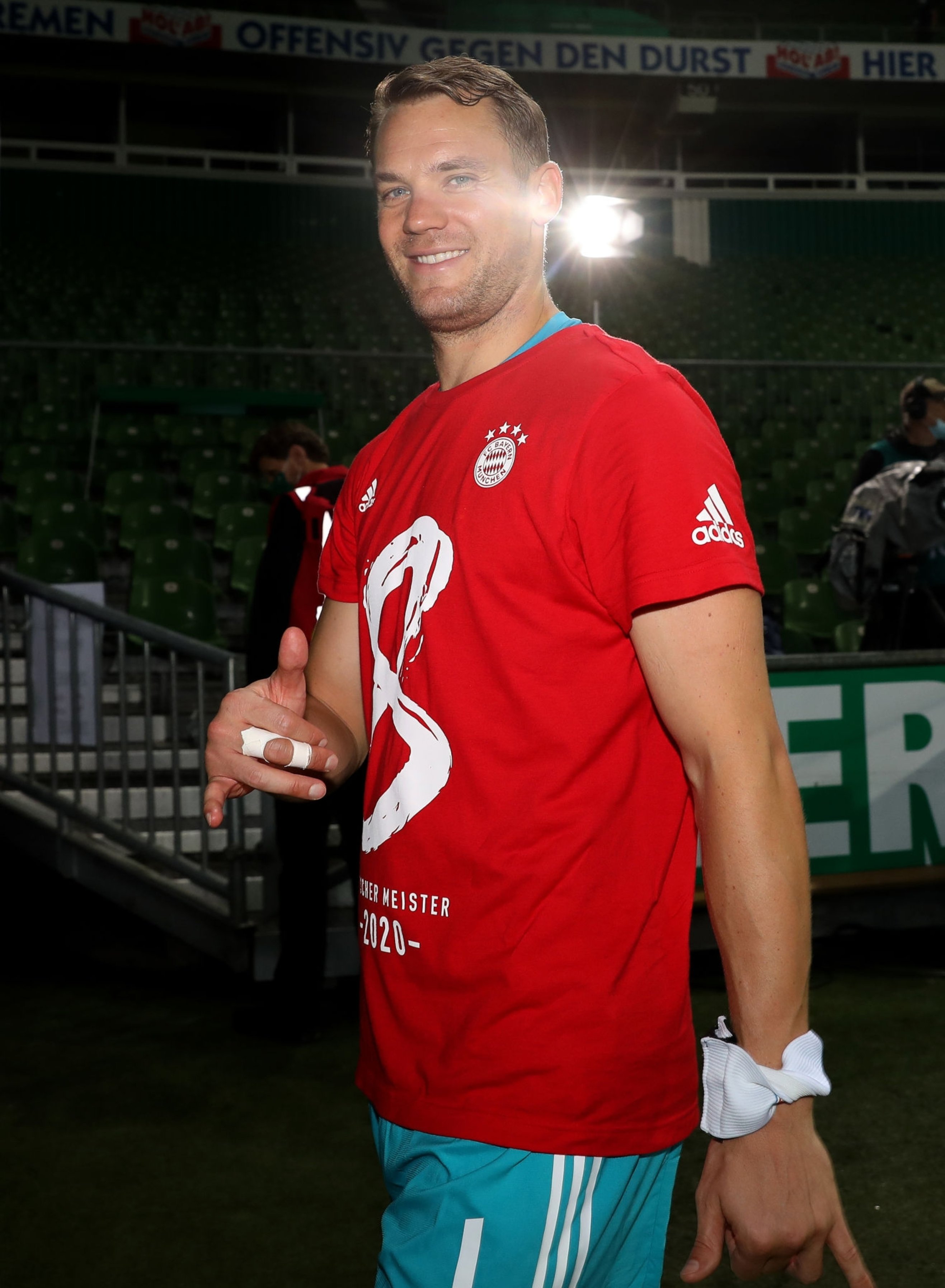 <a  data-cke-saved-href='/static/page/taxonomy/2431' href='/static/page/taxonomy/2431'>مانوئل نویر</a> - Manuel Neuer #MEI8TER