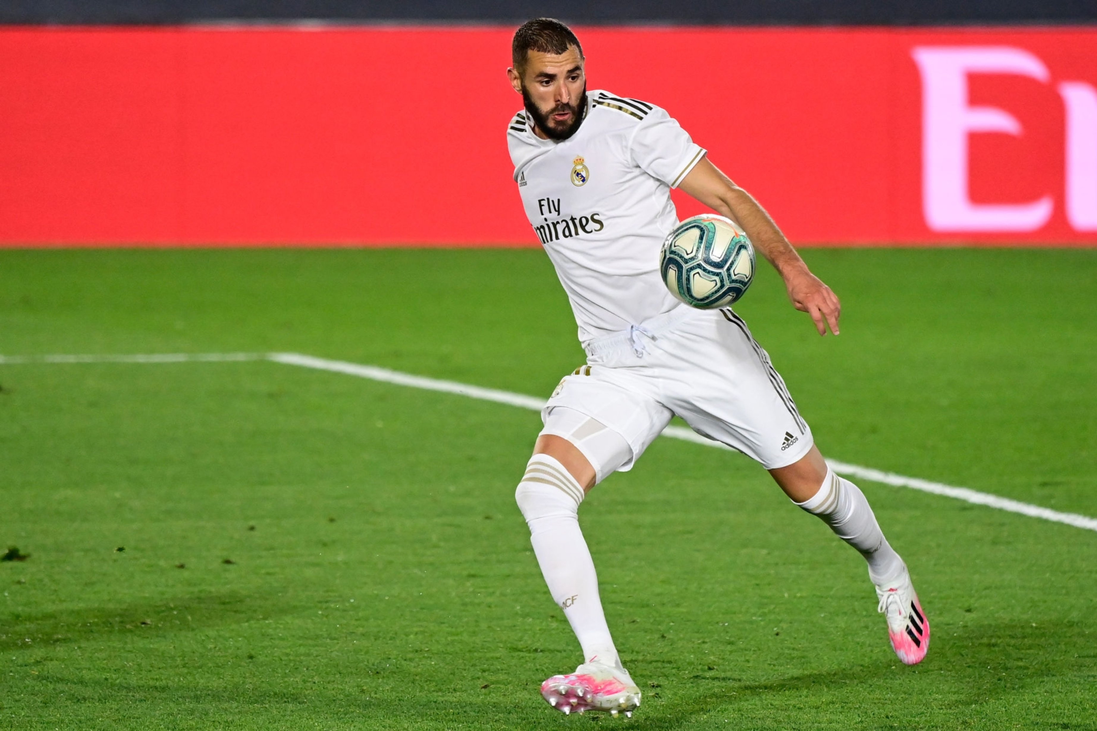 <a  data-cke-saved-href='/static/page/taxonomy/2211' href='/static/page/taxonomy/2211'>کریم بنزما</a> - Karim Benzema