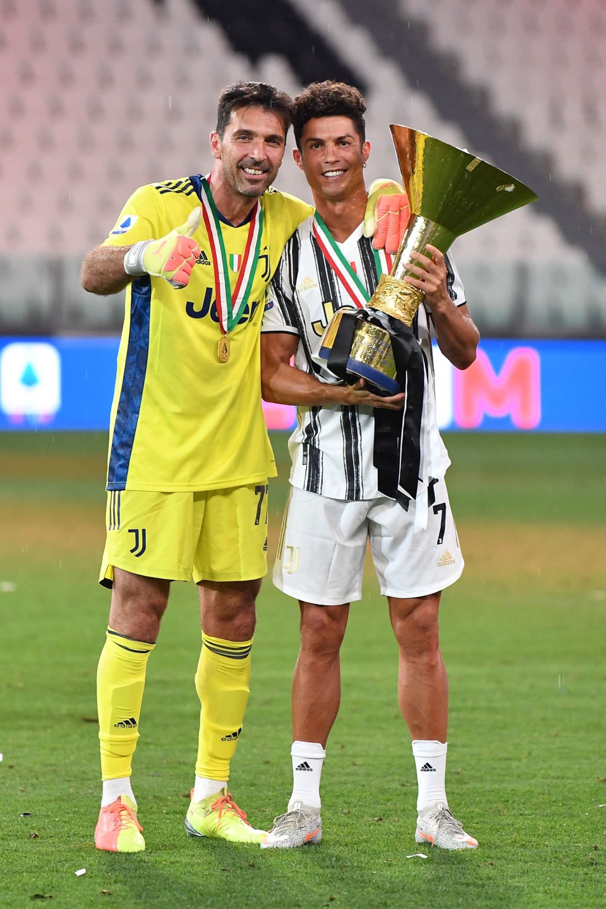 جانلوییجی بوفون و کریستیانو رونالدو / Gianluigi Buffon and Cristiano Ronaldo